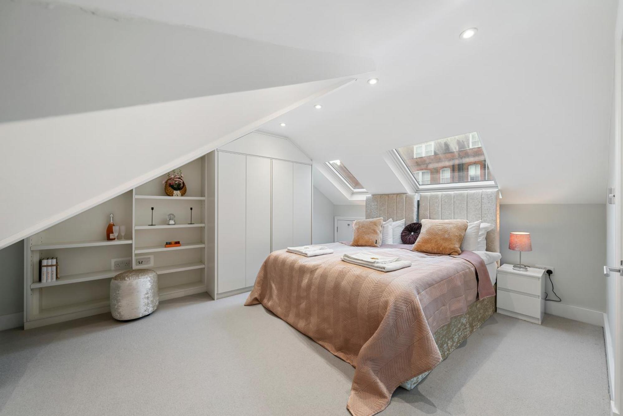 Chic 2 Bed Maisonette In Mayfair 32A Londen Buitenkant foto