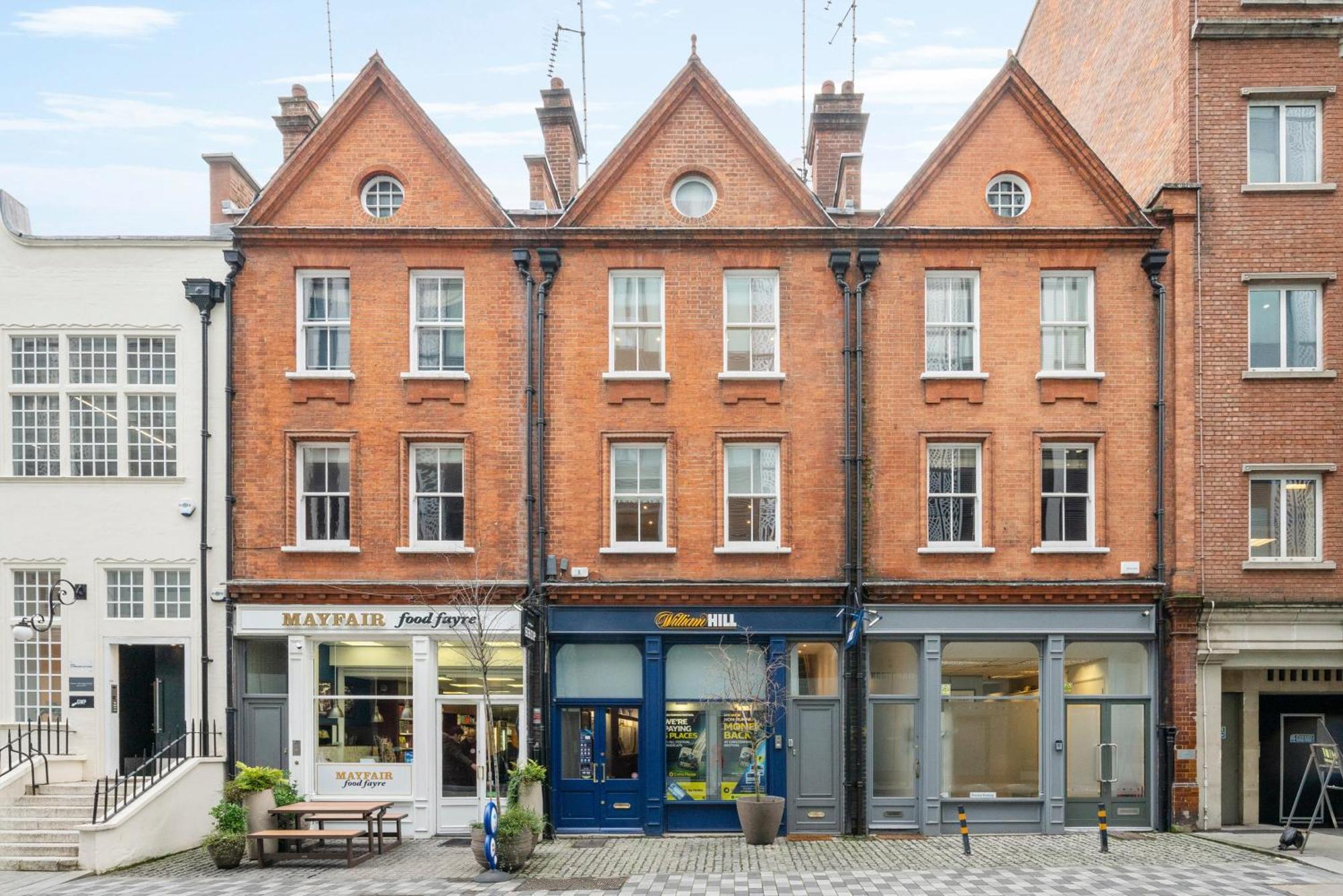 Chic 2 Bed Maisonette In Mayfair 32A Londen Buitenkant foto